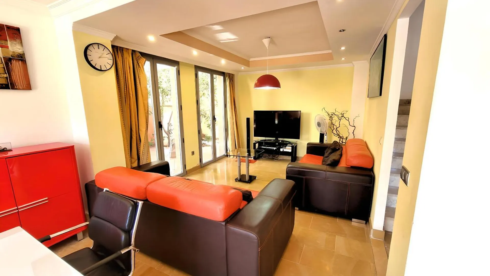 Stunning Home With Outdoor Swimmingpool, 4 Bedrooms And Wifi Benalmadena Holiday home