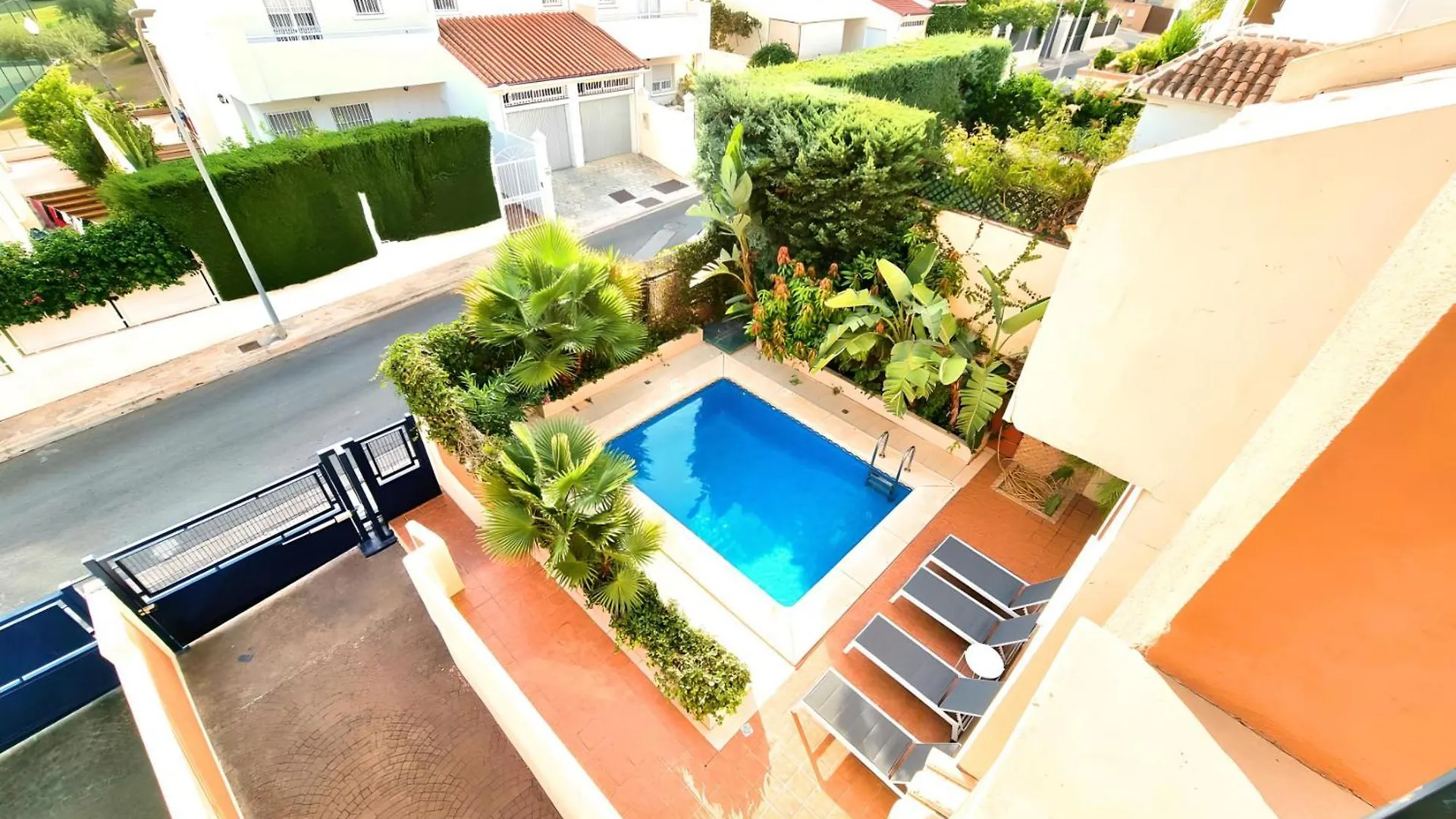 Stunning Home With Outdoor Swimmingpool, 4 Bedrooms And Wifi Benalmadena Holiday home