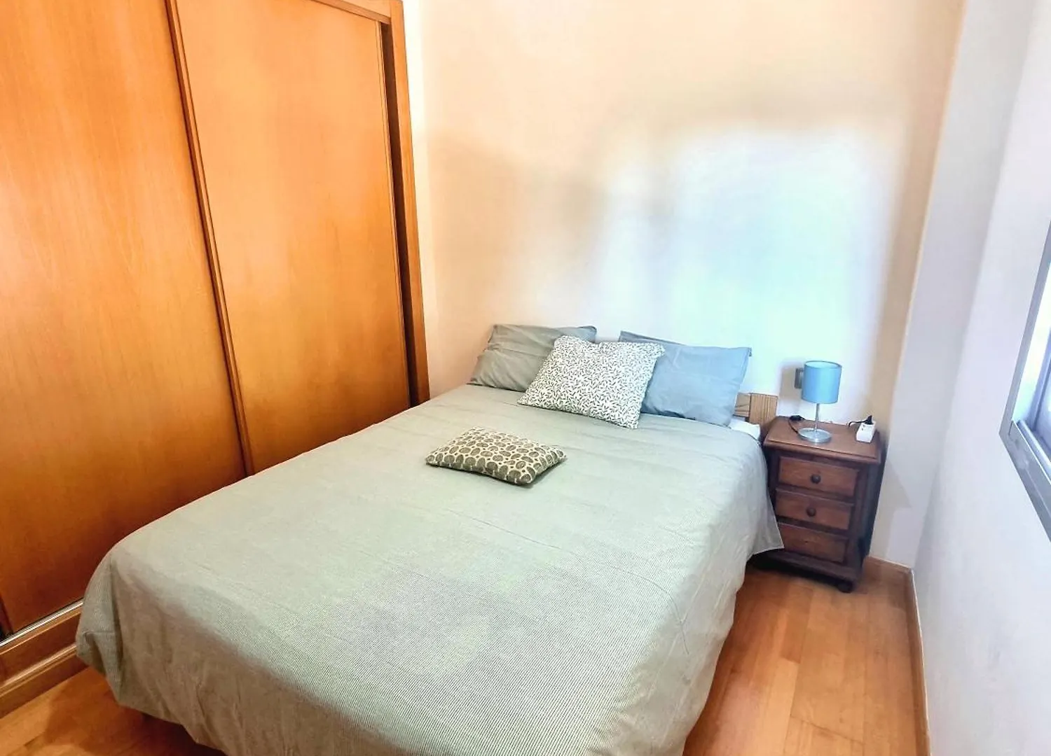 Сasa de vacaciones Stunning Home With Outdoor Swimmingpool, 4 Bedrooms And Wifi Benalmádena